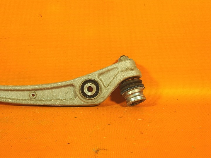 фото №8, Audi a5 8t рестайлінг 24km важіль перед праві шкворень 8k0407152f