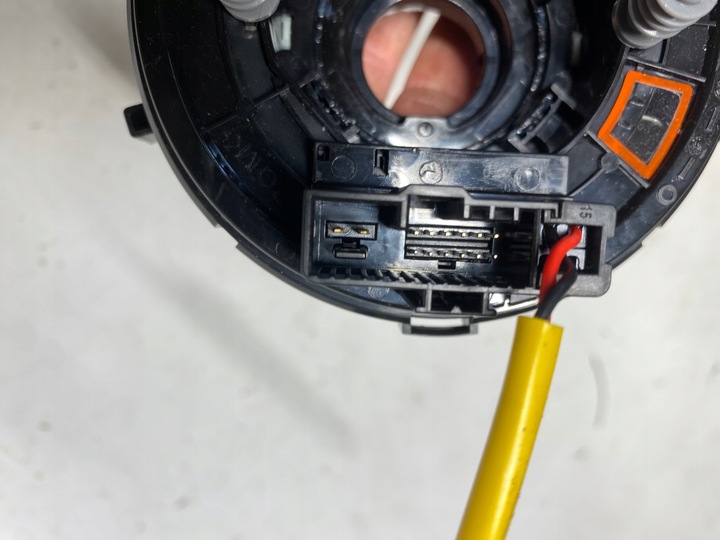 фото №7, Лента спираль руль с подогревом 12+2 pin tucson ii 15-21