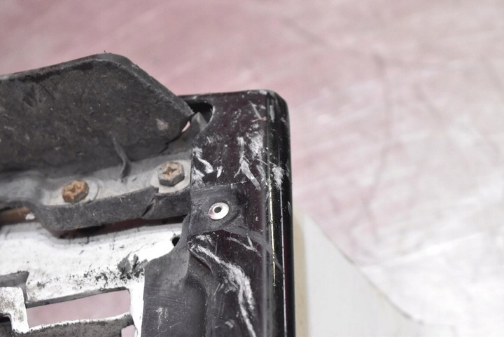 фото №14, Накладка пороговая правая белая toyota yaris 4 iv gr 3d hb 20-21