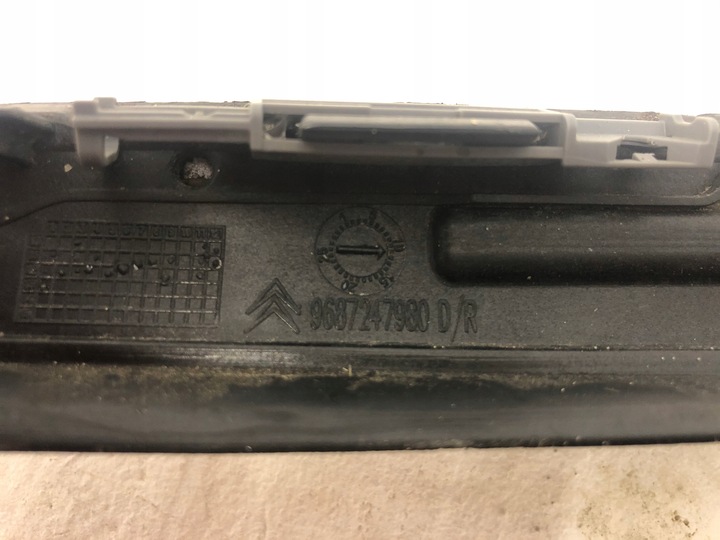 фото №7, Citroen ds5 планка стёкла лобовой правая 11-15