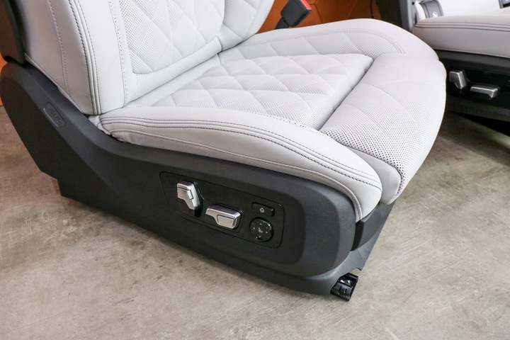 фото №8, Bmw x7 g07 lci салон сидіння диван 3 rzędy пам'ять підігрів silverstone 1 km