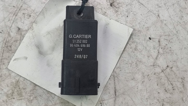 фото №1, Przkaźnik свечей накаливания 9640469680 peugeot 308