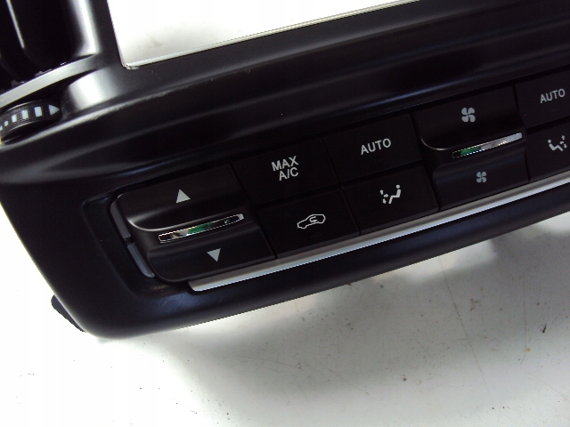 фото №3, Рамка екрана ґрати повітропровід maserati levante 16-