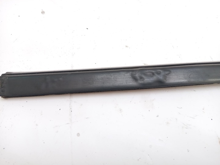 фото №7, Планка крила права зад peugeot 306 kabriolet