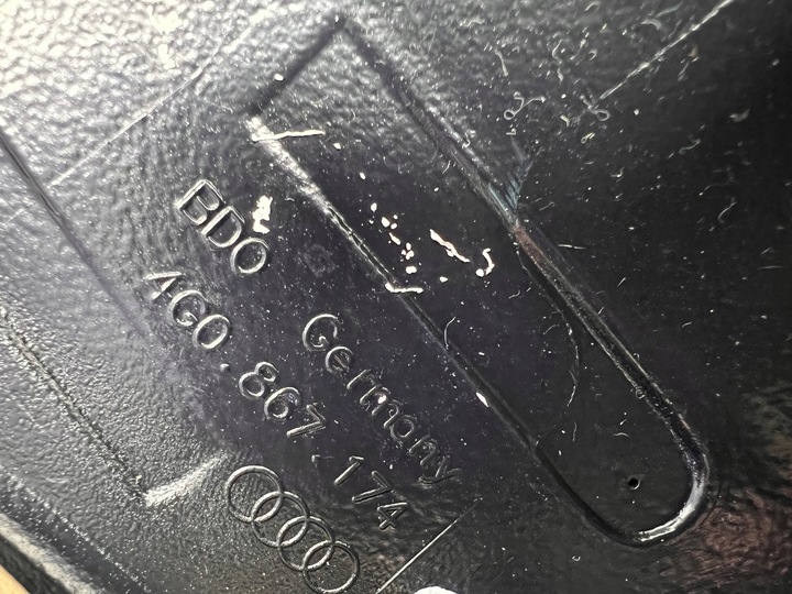 фото №10, Audi a6 c7 подлокотники обшивка дверей дверь кожа комплект