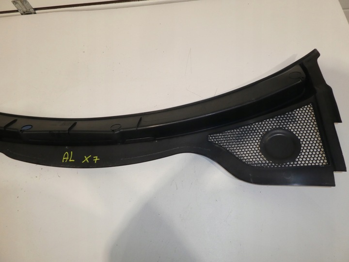 фото №7, Audi q3 панель под лобовым стеклом оригинал 8u1819403