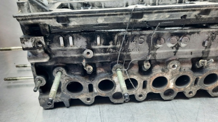 фото №8, Головка двигателя volvo v50 s40 2.0 hdi 9641752610