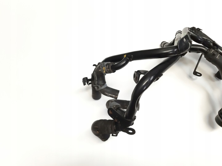 фото №7, Шланг води трубка vw golf vii 1.6 tdi 04l122157bq