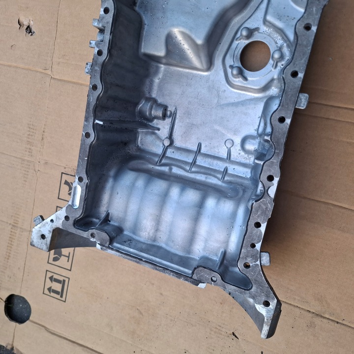 фото №8, Mercedes w177 w247 a класс b класс 2.0 поддон масляная a2600140100 21r m260