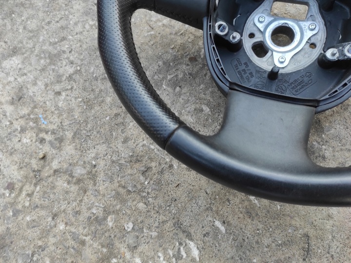 фото №8, Руль кожа audi a3 a4 a6 8p0419091ck