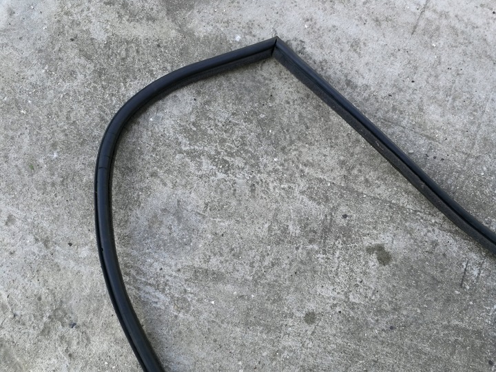 фото №7, Прокладка багажника bmw e30