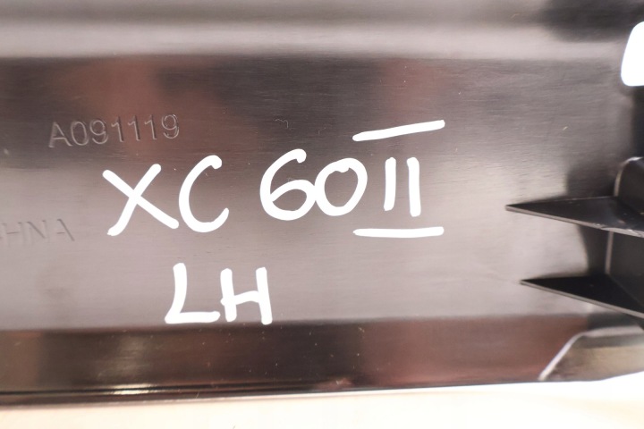 фото №6, Volvo xc60 ii молдинг накладка пороговая левая перед 31448014