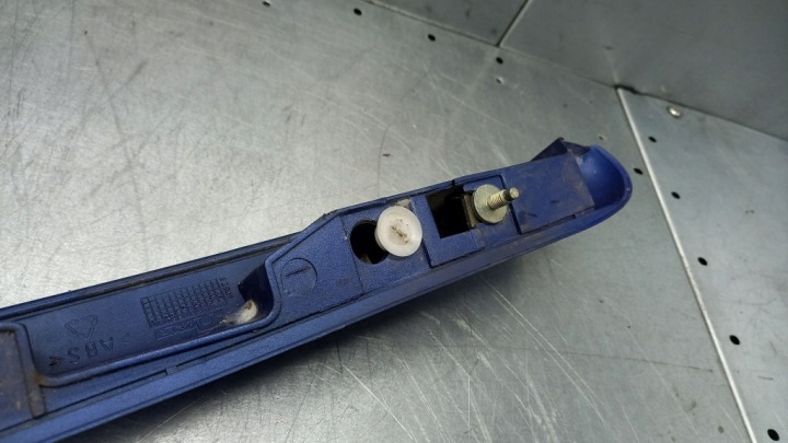фото №9, Накладка крышки citroen xsra 1.4b 01r 9636077077
