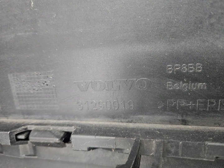 фото №16, Volvo v40 2012 - cross country бампер зад pdc 31290919