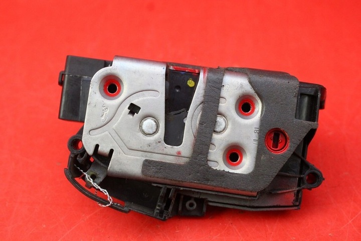 фото №7, Замок дверь правые перед переднее eu 8a6a-a21812-bf ford fiesta mk7 5d 08-17