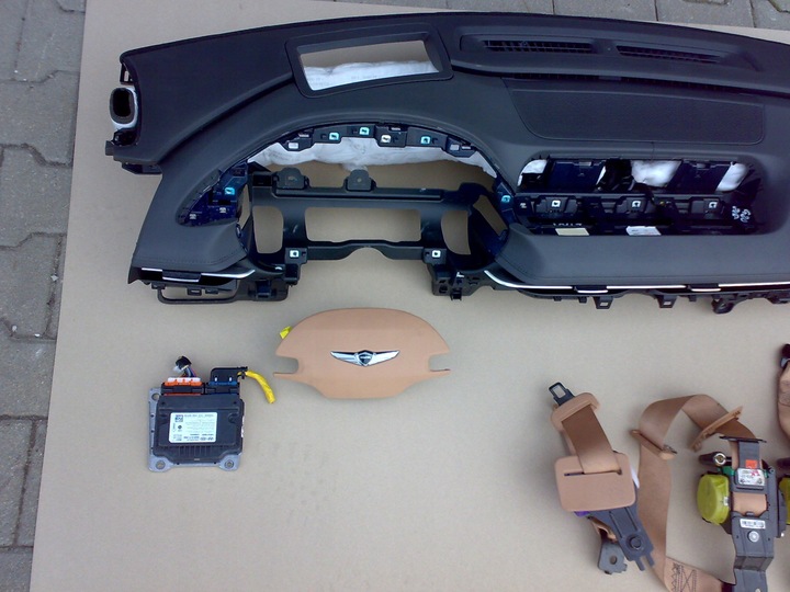 фото №3, Genesis g80 2021 2022 2023 2024 консоль подушки ремені kpl.