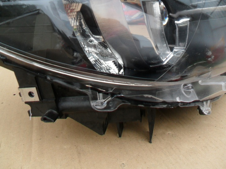 фото №10, Mazda cx-5 led рестайлинг лампа правая перед 09895442