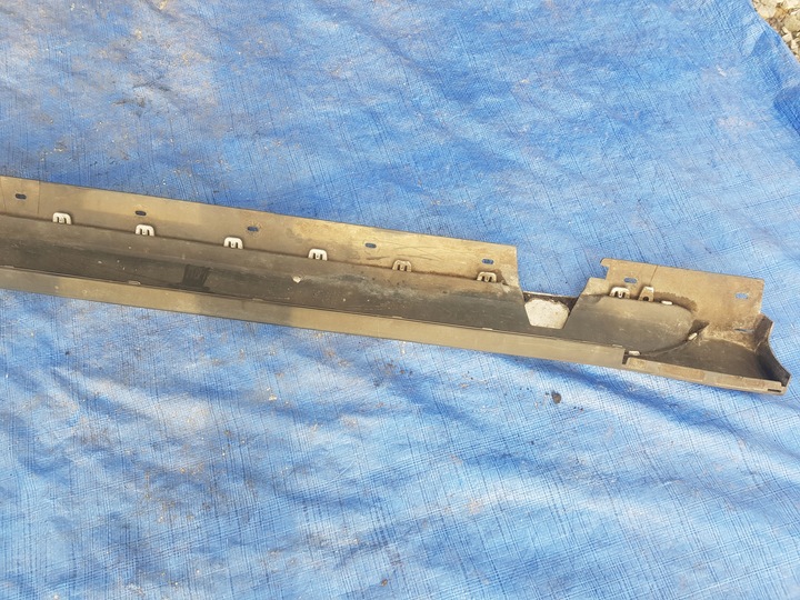 фото №11, Bmw x1 e84 планка порогова права накладка c354 354