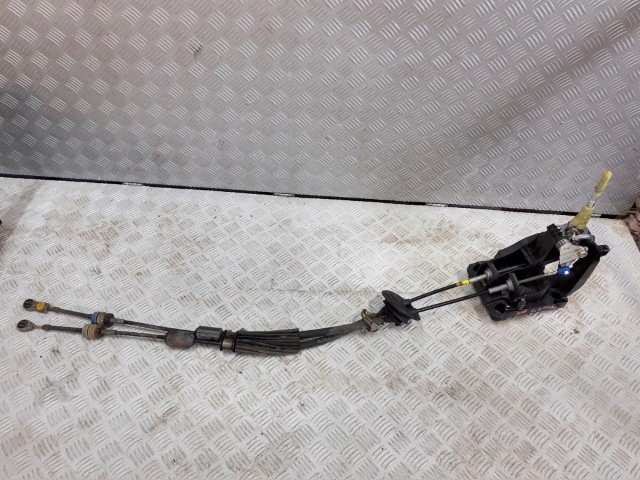 фото №1, Домкрат тросы коробки передач peugeot 308 t7 1.6 ehdi рестайлинг