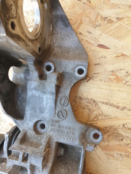 фото №6, Vw skoda audi кронштейн основание генератора 03l903143q