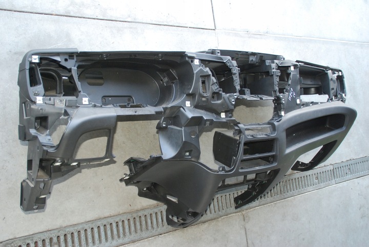 фото №4, Iveco daily vi 2014- панель консоль капот