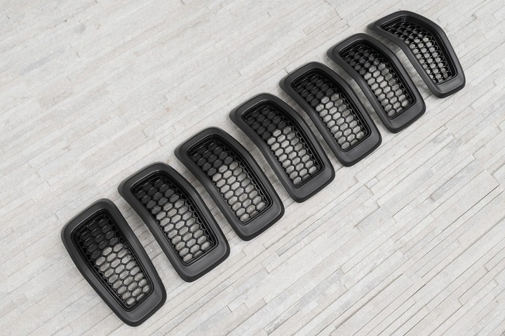 фото №9, Jeep cherokee v kl 2014-2018 вкладиші решітка сірий 68303626aa