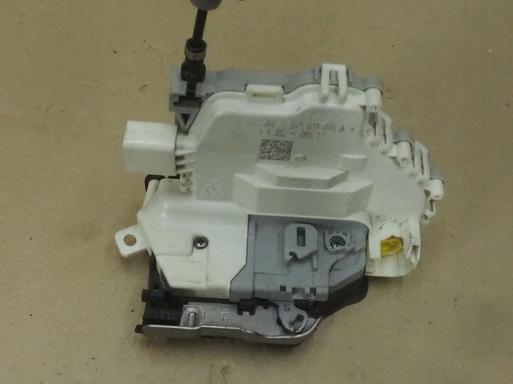 фото №12, Замок дверь левый перед 8x1837015a audi a1 8x европа