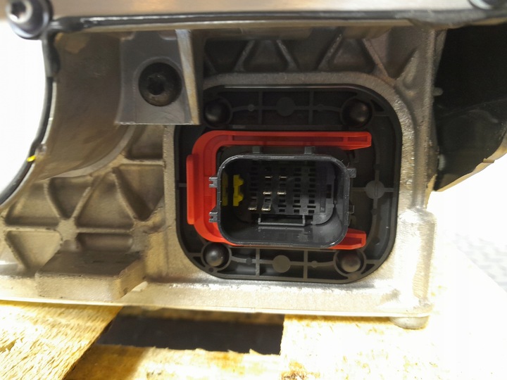 фото №10, Audi q7 ii 4m tfsi 3.0 акумулятор батарея 48ah 17970 wh 4m0915099c