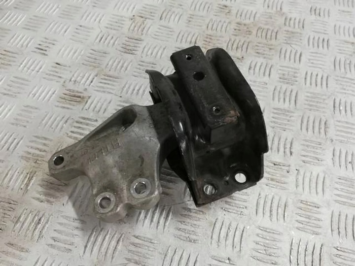 фото №1, Citroen ds5 2.0hdi подушка двигуна 9681855180