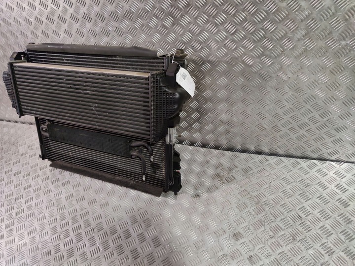 фото №9, Jeep grand cherokee 2014 радиаторов / комплект