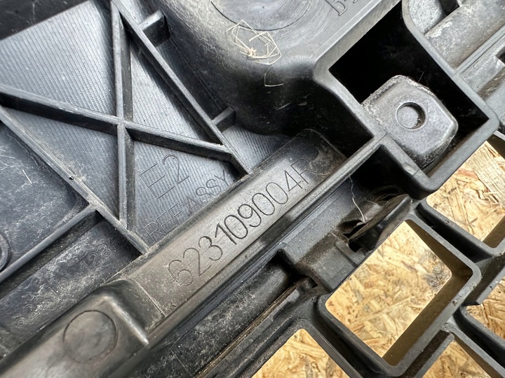 фото №12, Решётка радиатора решётка renault master iv 623109004r