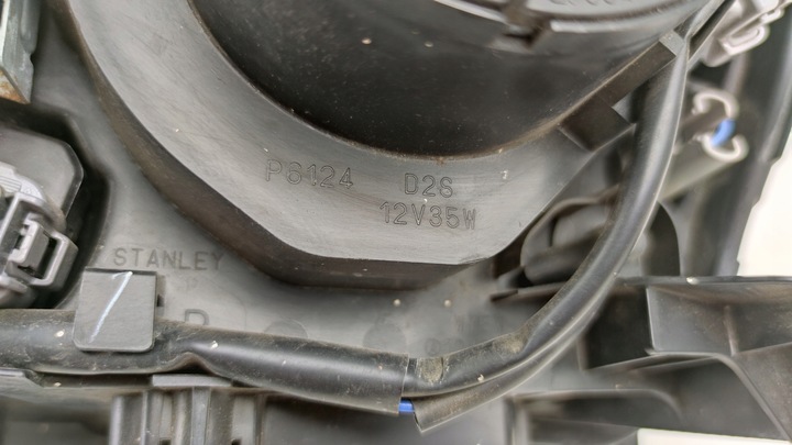 фото №13, Лампа правая перед mitsubishi lancer viii 07-16 ксенон