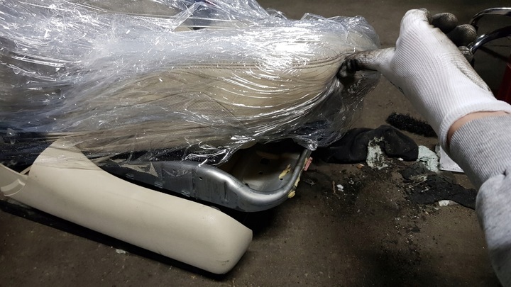 фото №12, Mercedes w209 clk сидіння шкіряний праві перед ціна za 1 штука