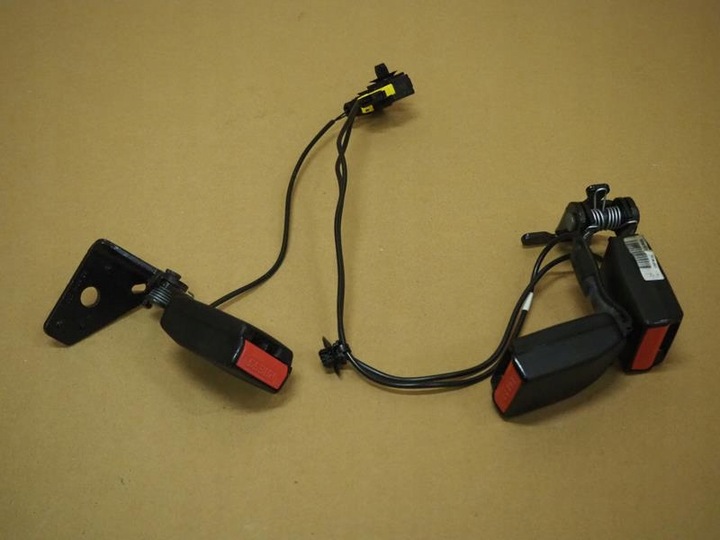 фото №1, Застёжки замки ремней peugeot 207 sw