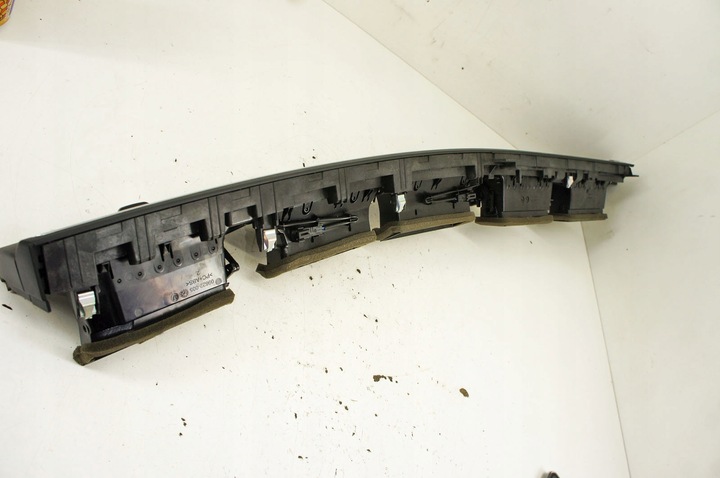 фото №6, Rh026 audi a4 b9 решітка повітропровід панелі pulpitu 8w1820902e