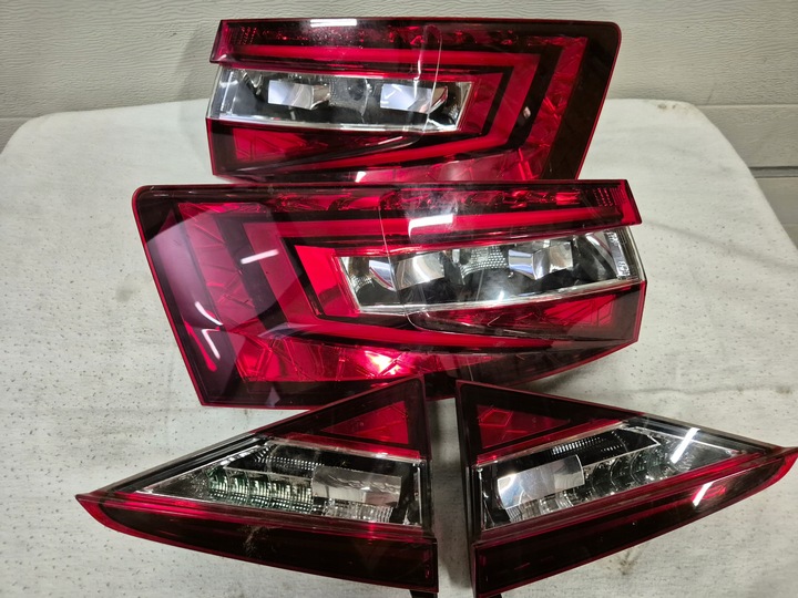 фото №1, Задня ліва лампа кришка skoda superb iii 3v liftback 2016-2019r оригінал