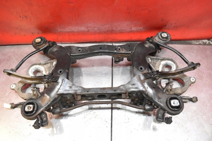 фото №8, Подрамник балка тележка подрамник зад jeep grand cherokee iv wk2 3.0 d 241 km 10-14