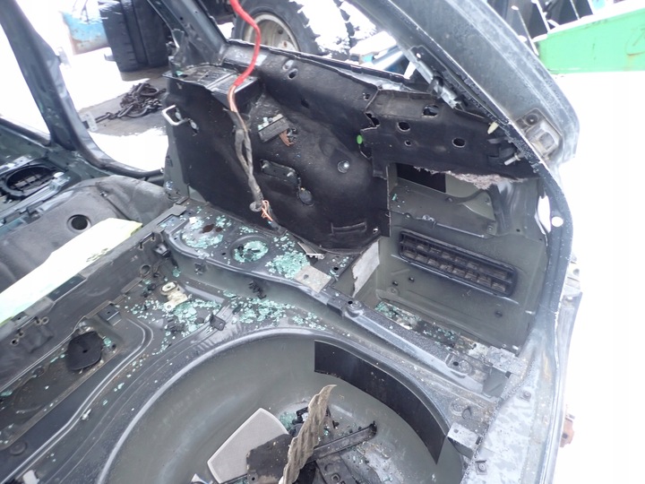 фото №5, Bmw e61 универсал рестайлинг fl 07- крыло зад правый задний четверть platingrau a68/7
