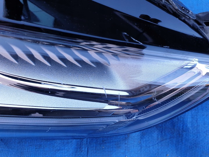 фото №12, Ford mondeo mk5 лампа передняя правая динамический led