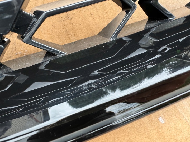 фото №11, Центральная решётка бампера перед led bmw x2 ix2 u10 18667510 5a35f89 тень