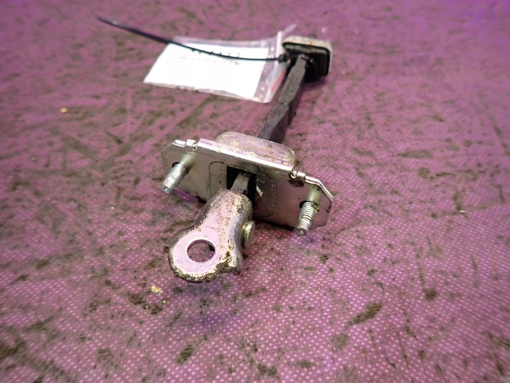 фото №3, Subaru forester iii 07- ограничитель дверь перед левый переднее