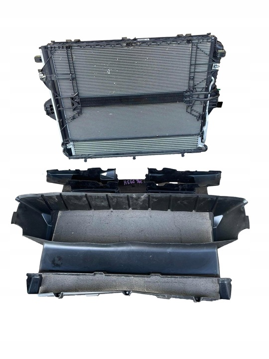 фото №1, Vw touareg 7p 3.0tdi pas переднє радіатор 7p6121203c