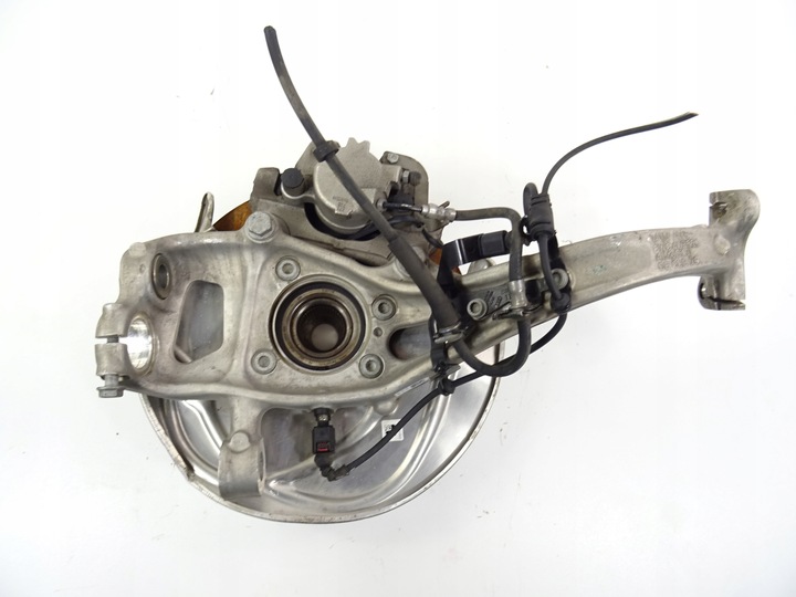 фото №11, Audi a4 b9 поворотный кулак ступица левая 8w0407241f