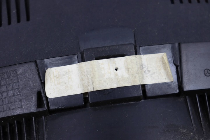 фото №6, Mercedes w203 купе спідометр  прилади спідометр європа a2035408111