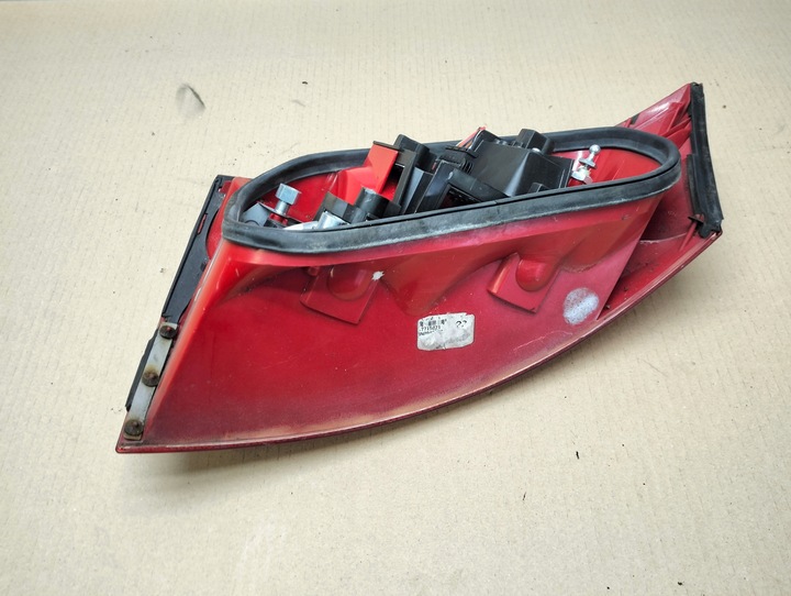 фото №9, Лампа левая зад задняя audi tt 8n купе годы 1998-2006