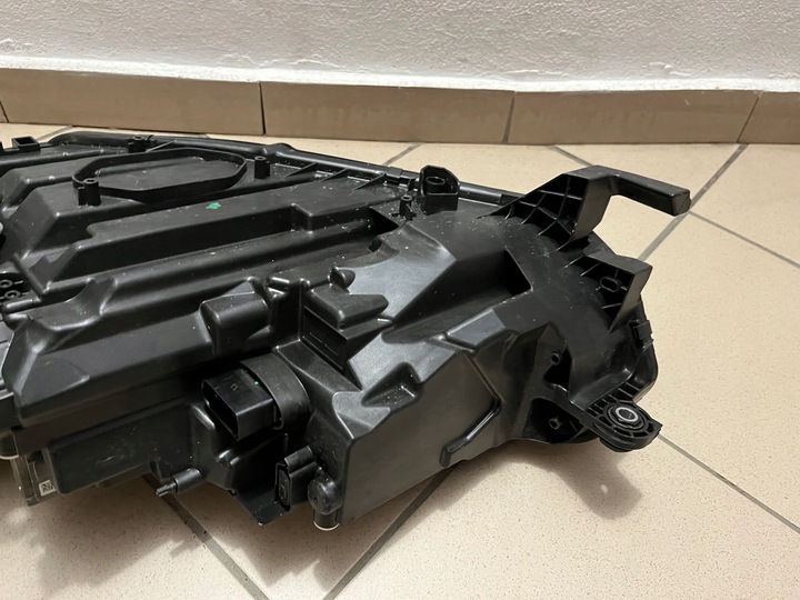 фото №14, Лампа передняя перед правая skoda octavia iv 4 полный led 20- 5e4941018a