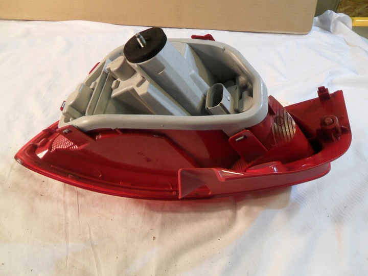 фото №15, Seat ibiza 4 лампа лівий зад 8-13r 6j4945257d