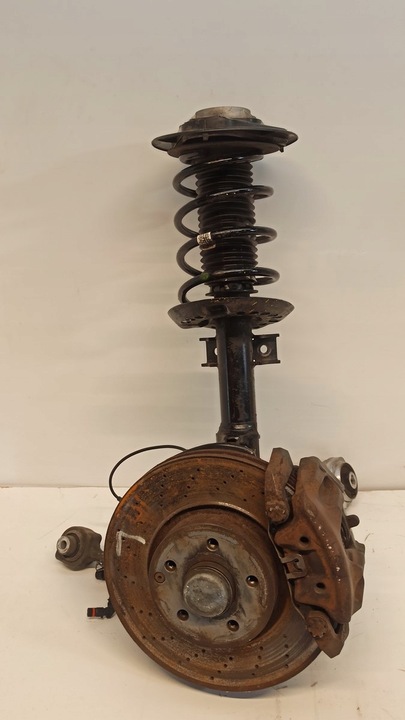 фото №1, Mercedes w212 поворотный кулак левый перед 2.2cdi