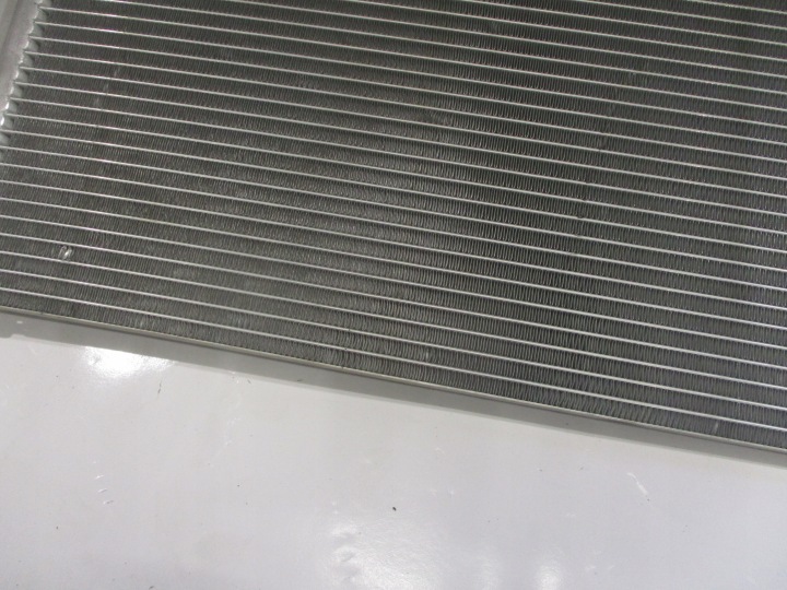 фото №10, Радіатор конденсатор основний  кондиціонера hella opel meriva 8fc351302-481