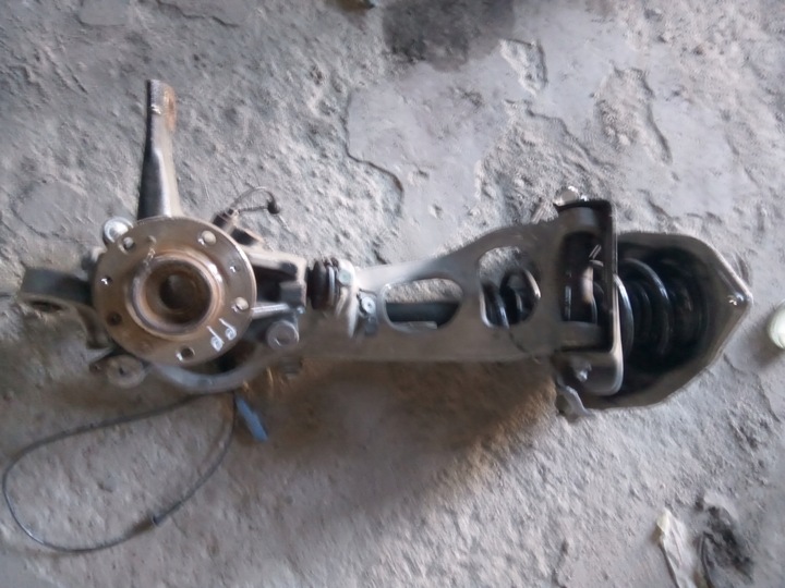 фото №1, Поворотна опора peugeot 508 ii 2010-2018 амортизатор праві 9805353880